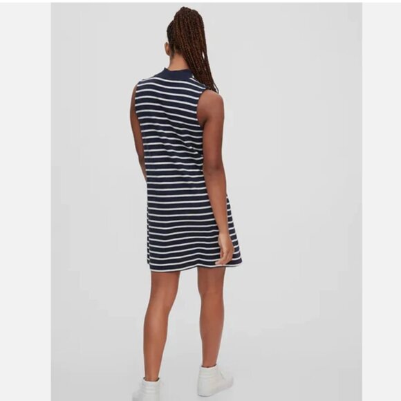 NWT GAP Black XS Sleeveless Mockneck Dress - Picture 2 of 3